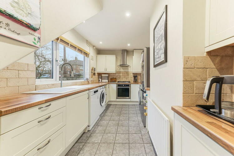 End of Terrace House in Leeds image 4