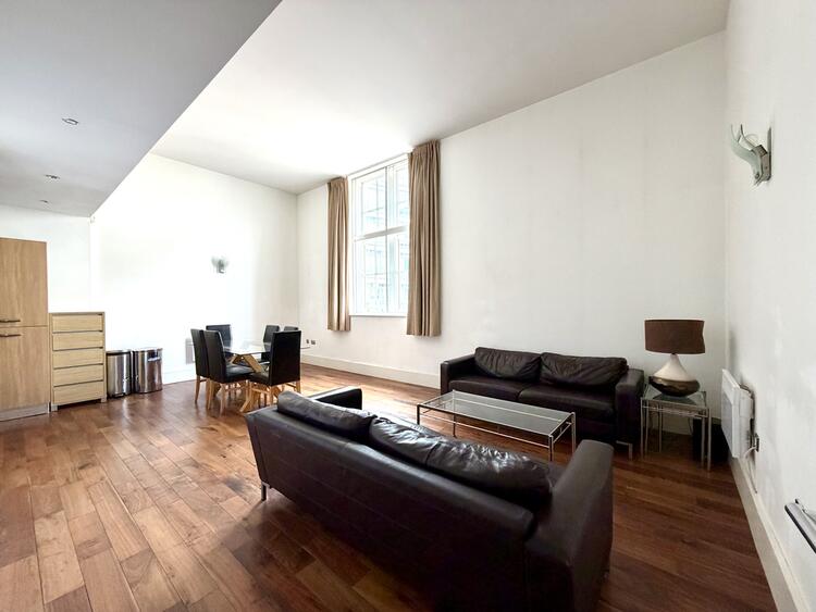 Apartment in Sheffield image 5