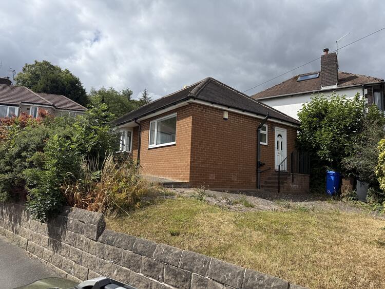 Bungalow in Sheffield image 4