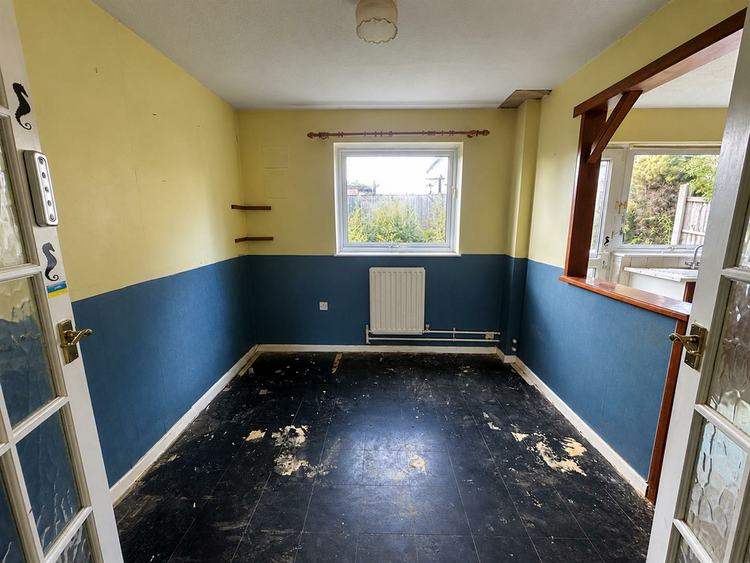 Terraced House in Nottingham image 5