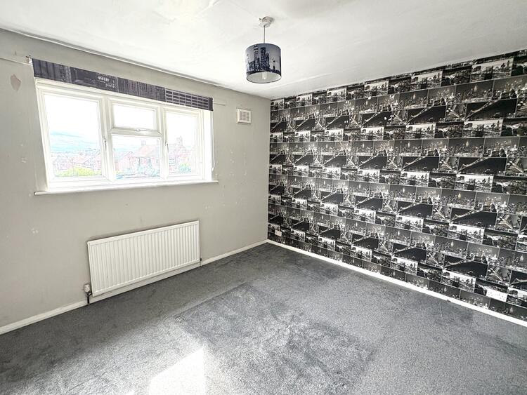 Semi-detached House in Alfreton image 5