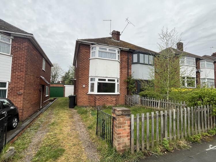 Semi-detached House in Loughborough