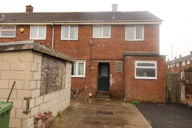 Semi-detached House in Knottingley