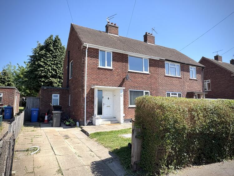 Semi-detached House in Derby