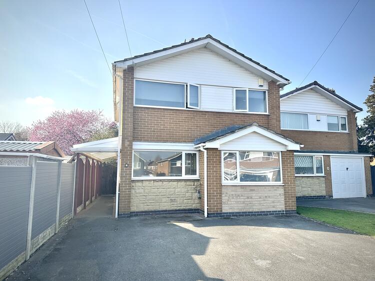 Detached House in Derby