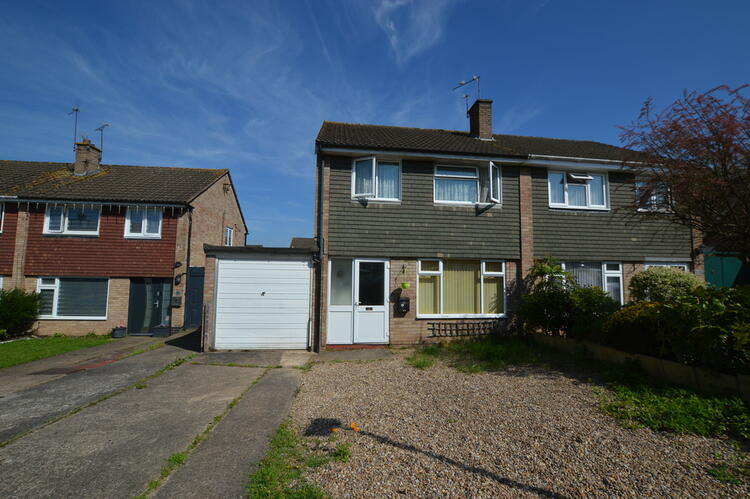 Semi-detached House in Leicester