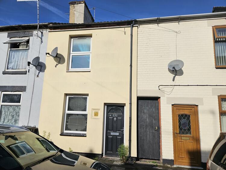 Terraced House in Burton-On-Trent