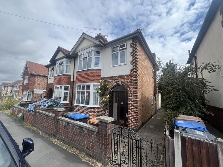 Semi-detached House in Hinckley
