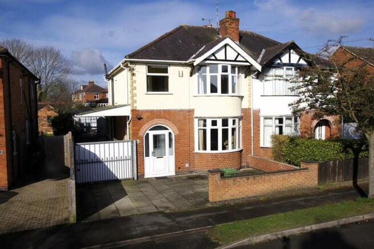 Semi-detached House in Leicester
