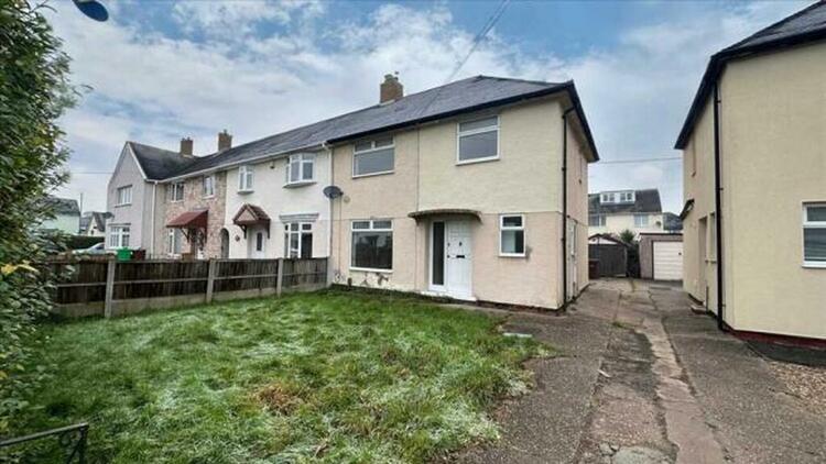 Semi-detached House in Nottingham