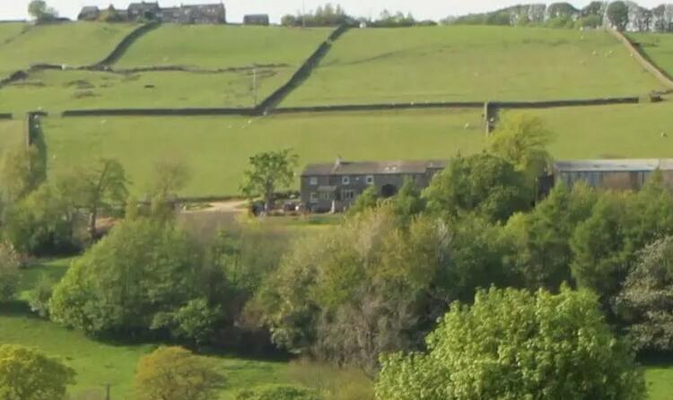 Land in Keighley