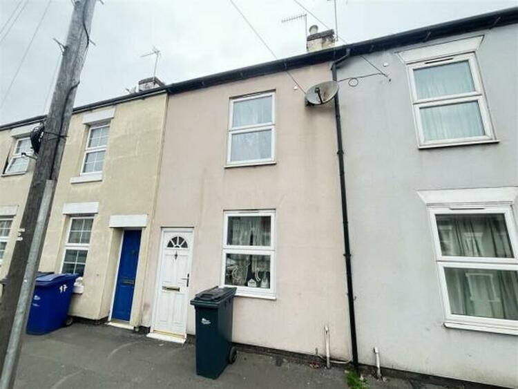 Terraced House in Burton-On-Trent