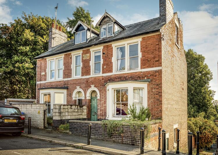 Semi-detached House in Derby