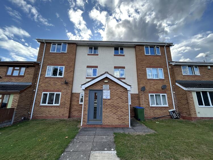 Ground Floor Flat in Tipton
