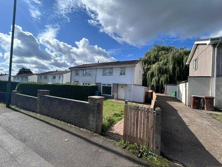 Semi-detached House in Nottingham