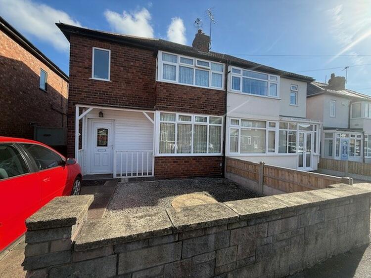 Semi-detached House in Nottingham