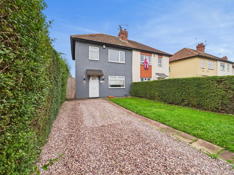 Semi-detached House in Derby