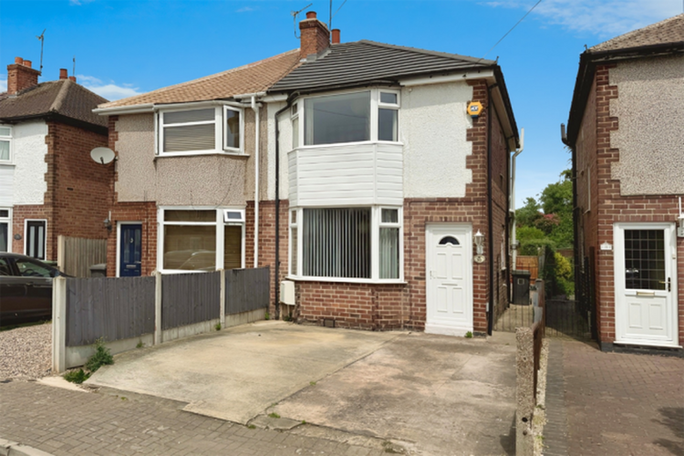 Semi-detached House in Nottingham