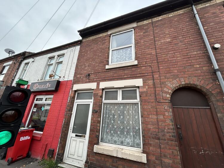 Terraced House in Burton-On-Trent