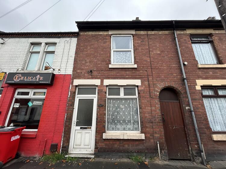 Terraced House in Burton-On-Trent