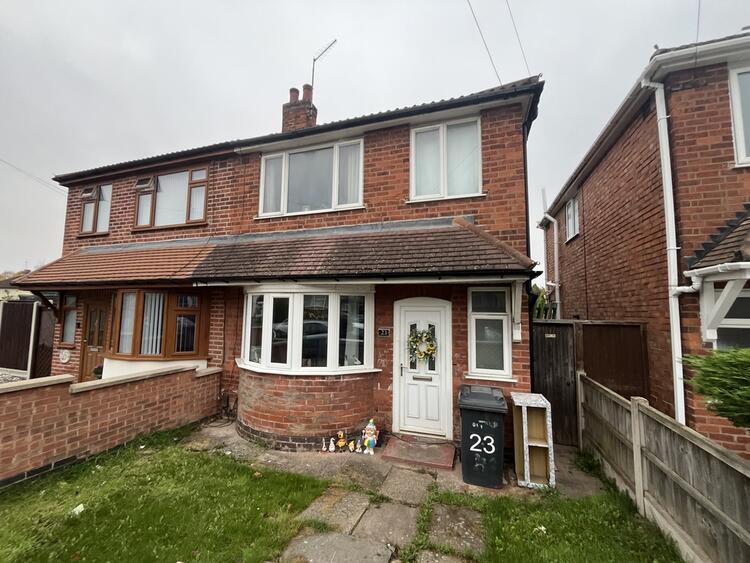 Semi-detached House in Leicester