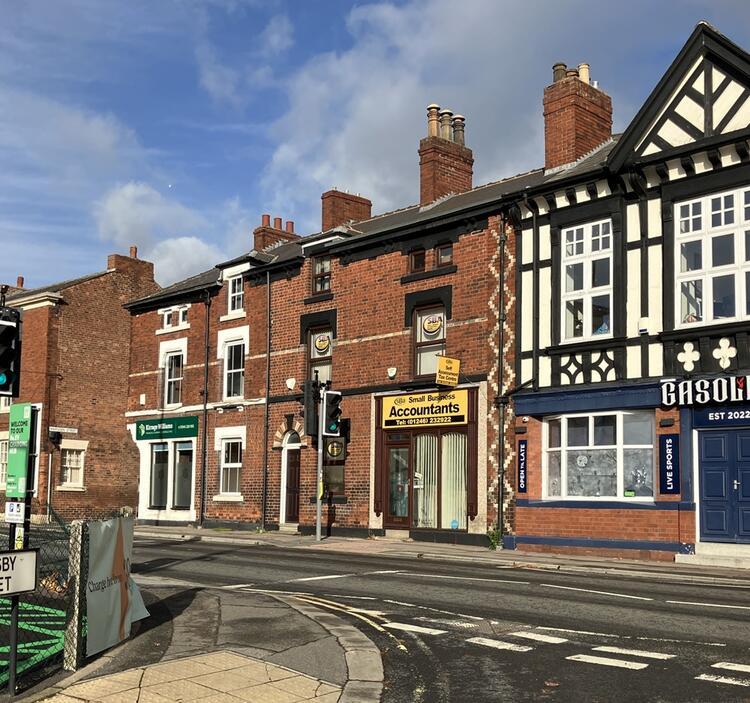 Commercial Property in Chesterfield