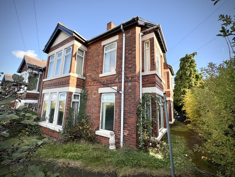 Semi-detached House in Heanor