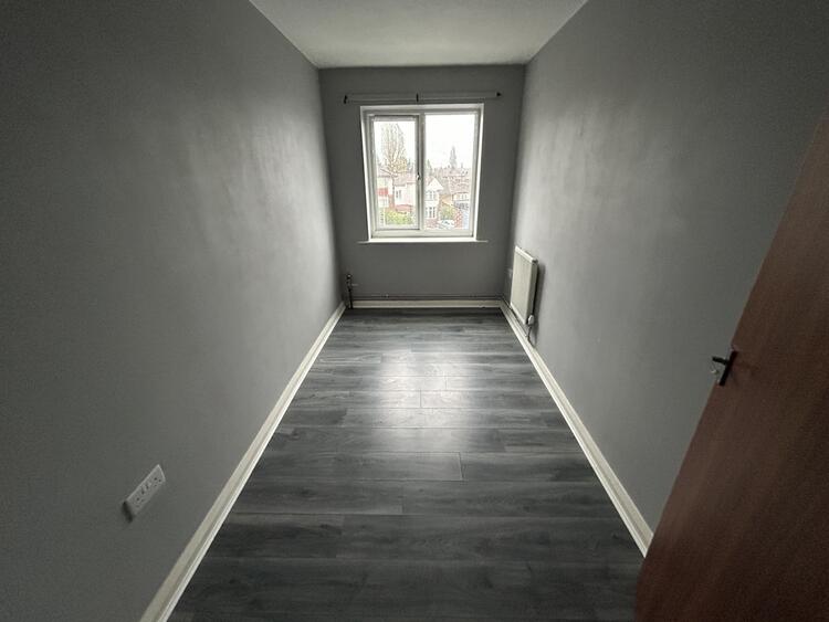 387A Foxhill Road, Carlton, Nottingham NG4 1PZ