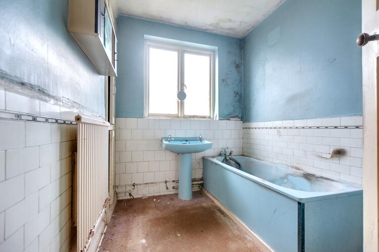 Semi-detached House in Nottingham