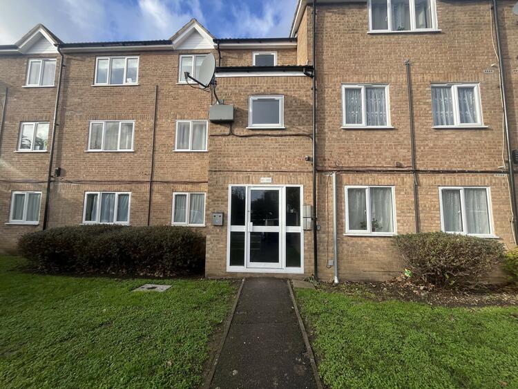 109 Seymour Way, Sunbury-On-Thames TW16 7NL