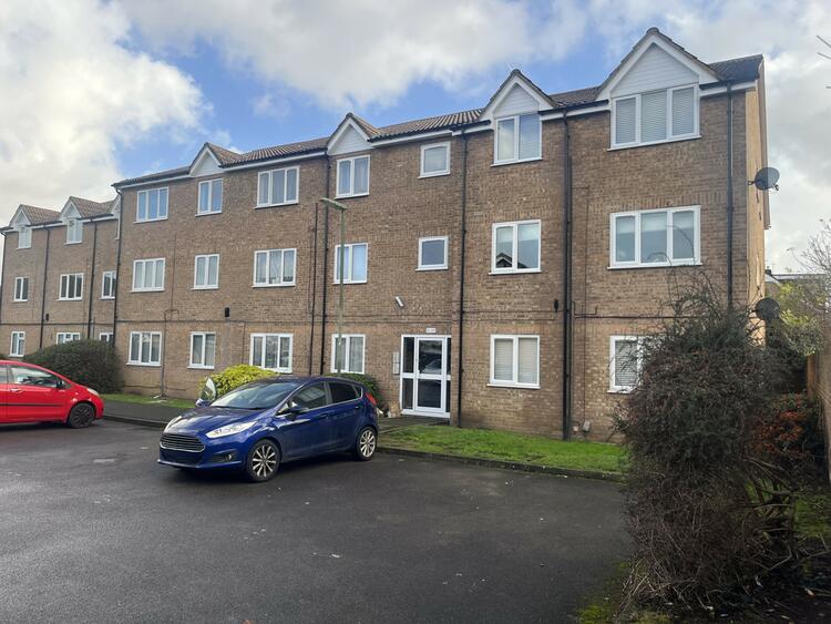 109 Seymour Way, Sunbury-On-Thames TW16 7NL