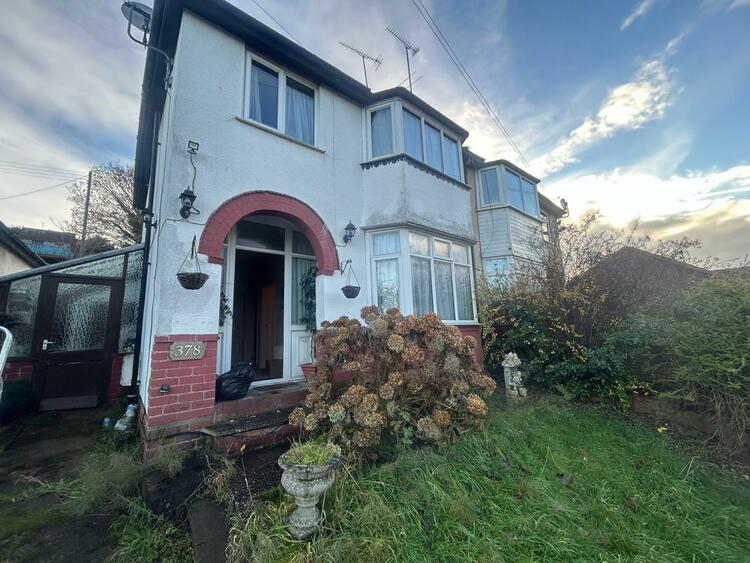 Semi-detached House in Kidderminster