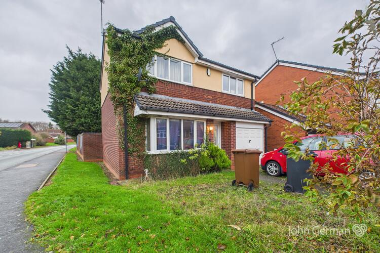 Detached House in Burton-On-Trent