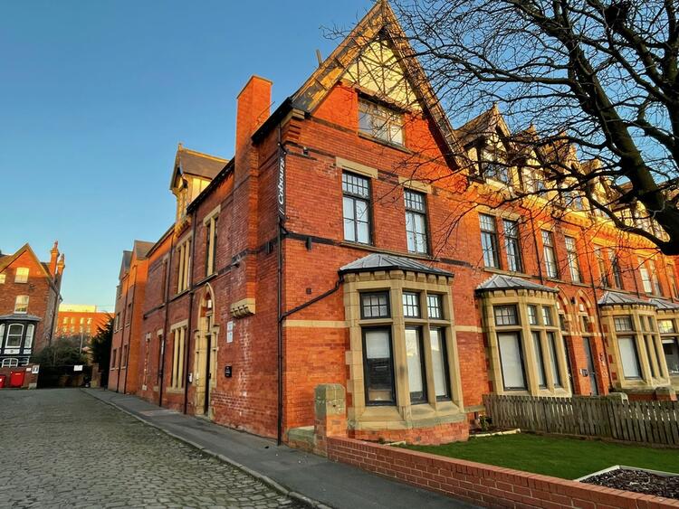 Studio Flat in Leeds