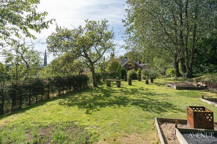 Butlers Hill House, 2 Leek Road, Cheadle, Stoke-on-Trent, Staffordshire ST10 1JF