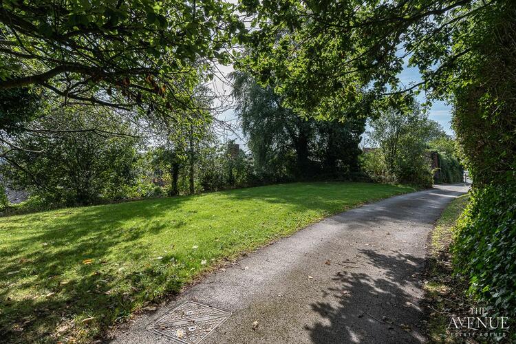 Butlers Hill House, 2 Leek Road, Cheadle, Stoke-on-Trent, Staffordshire ST10 1JF