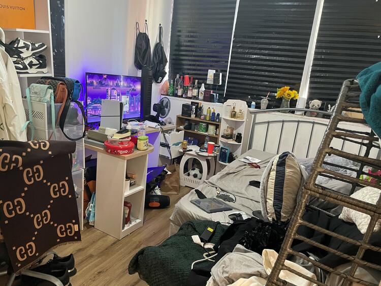 Flat 2, 42 Arundel Street, Portsmouth, Hampshire PO1 1NL