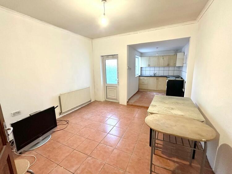 249 Nottingham Road, Derby DE21 6AP