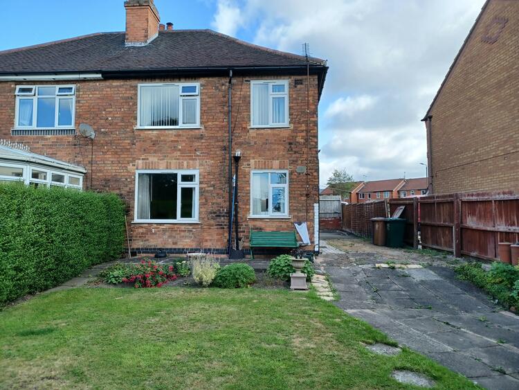 Semidetached House in Swadlincote 12 Vicarage Road SDL Property