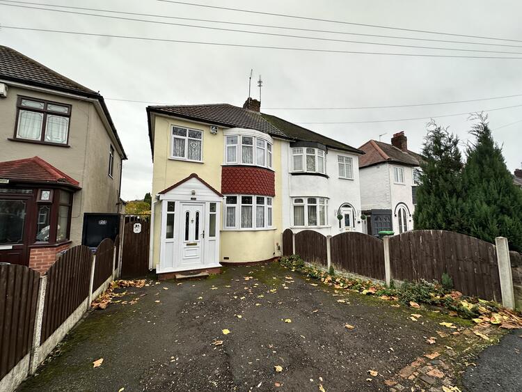 Semi-detached House in Tipton