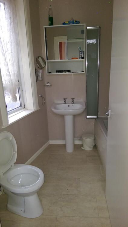 185 Toll End Road, Tipton DY4 0HF