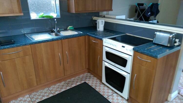 185 Toll End Road, Tipton DY4 0HF