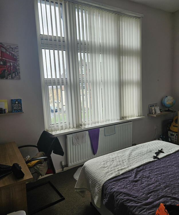 222 Walmersley Road, Bury BL9 6LL