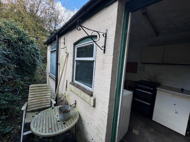 121 Brook Lane, Birmingham B13 0AB