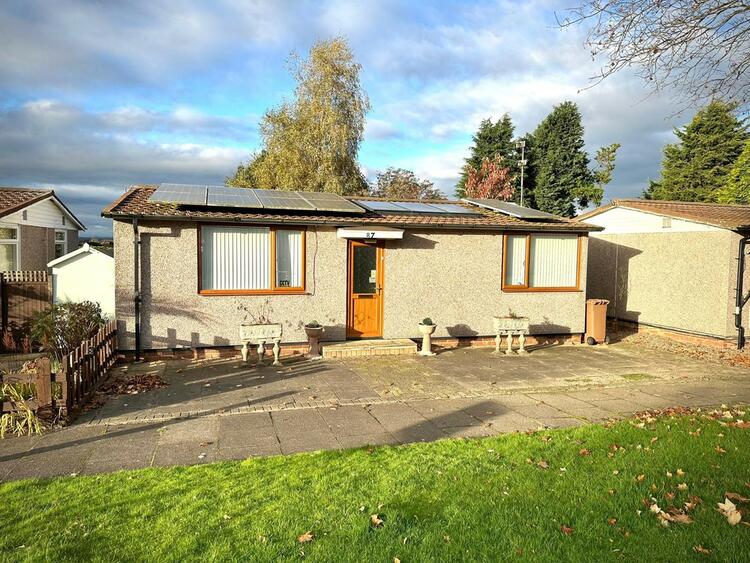 Bungalow in Derby