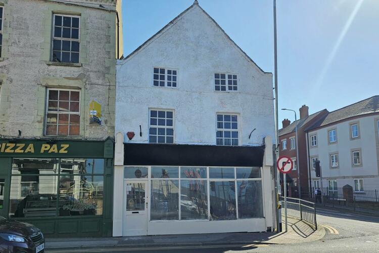 Retail Property (High Street) in Nottingham