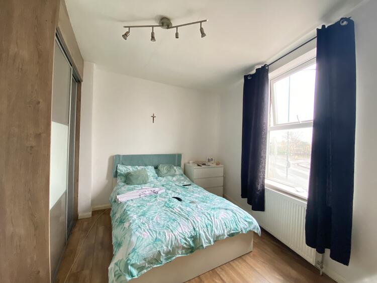 548A Radford Road, Nottingham NG7 7EA