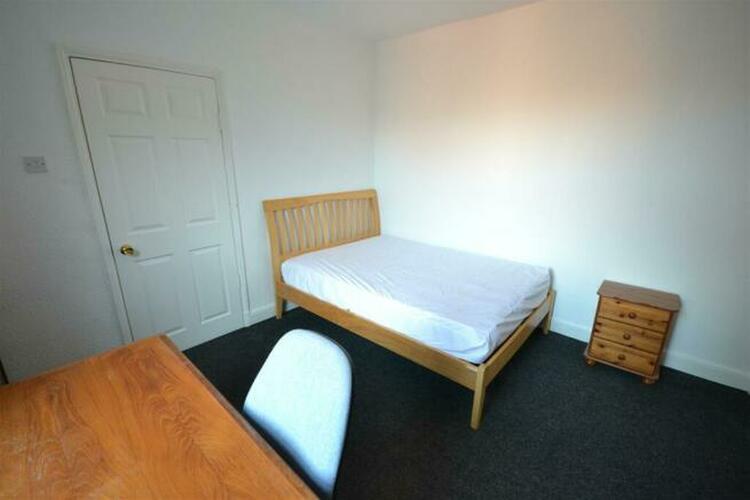 8 Lincoln Street, Leicester LE2 0JT