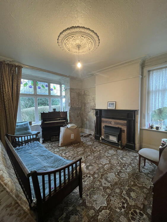 Breeze Hill House, Oldham Road, Shaw, Oldham OL2 8SS