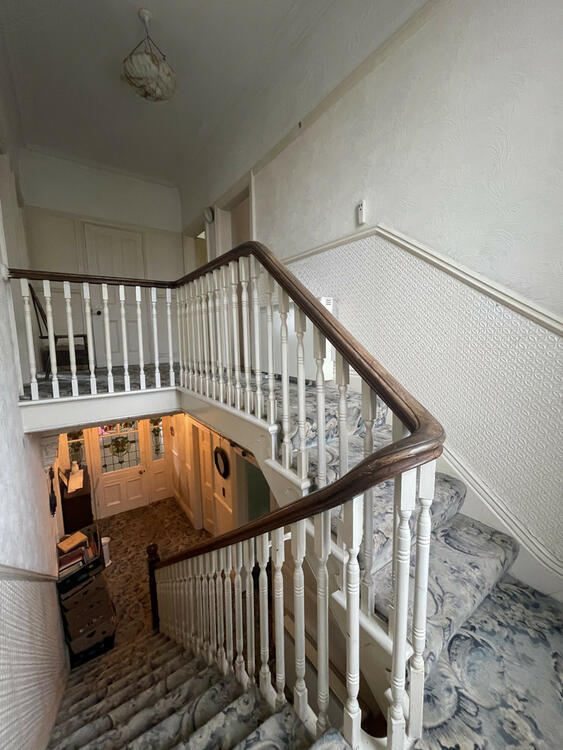 Breeze Hill House, Oldham Road, Shaw, Oldham OL2 8SS